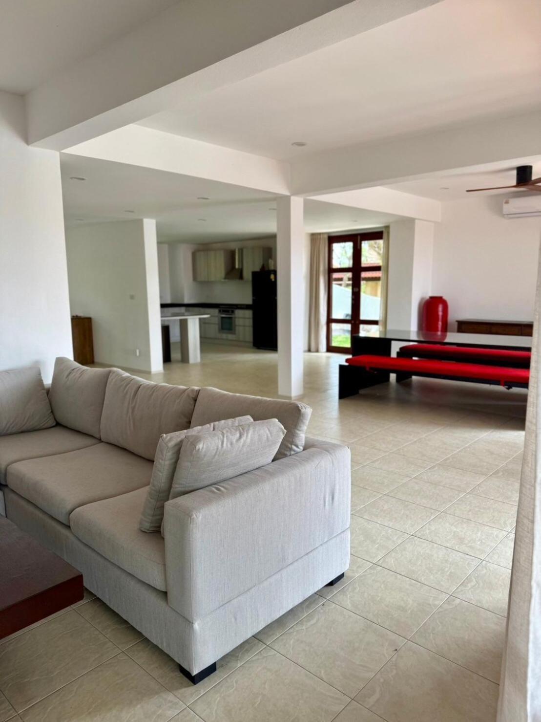 Privat Com 5 Bedroom